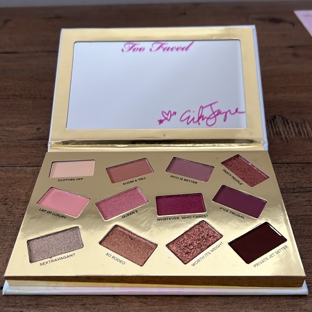 Too faced pretty mess Erika Jane limited edition eyeshadow palette